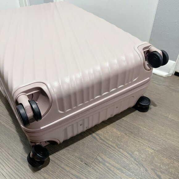 TUMI 19 Degree 31 Inch Expandable Wheeled Spinner Packing Luggage Tauve Texture - Picture 11 of 16